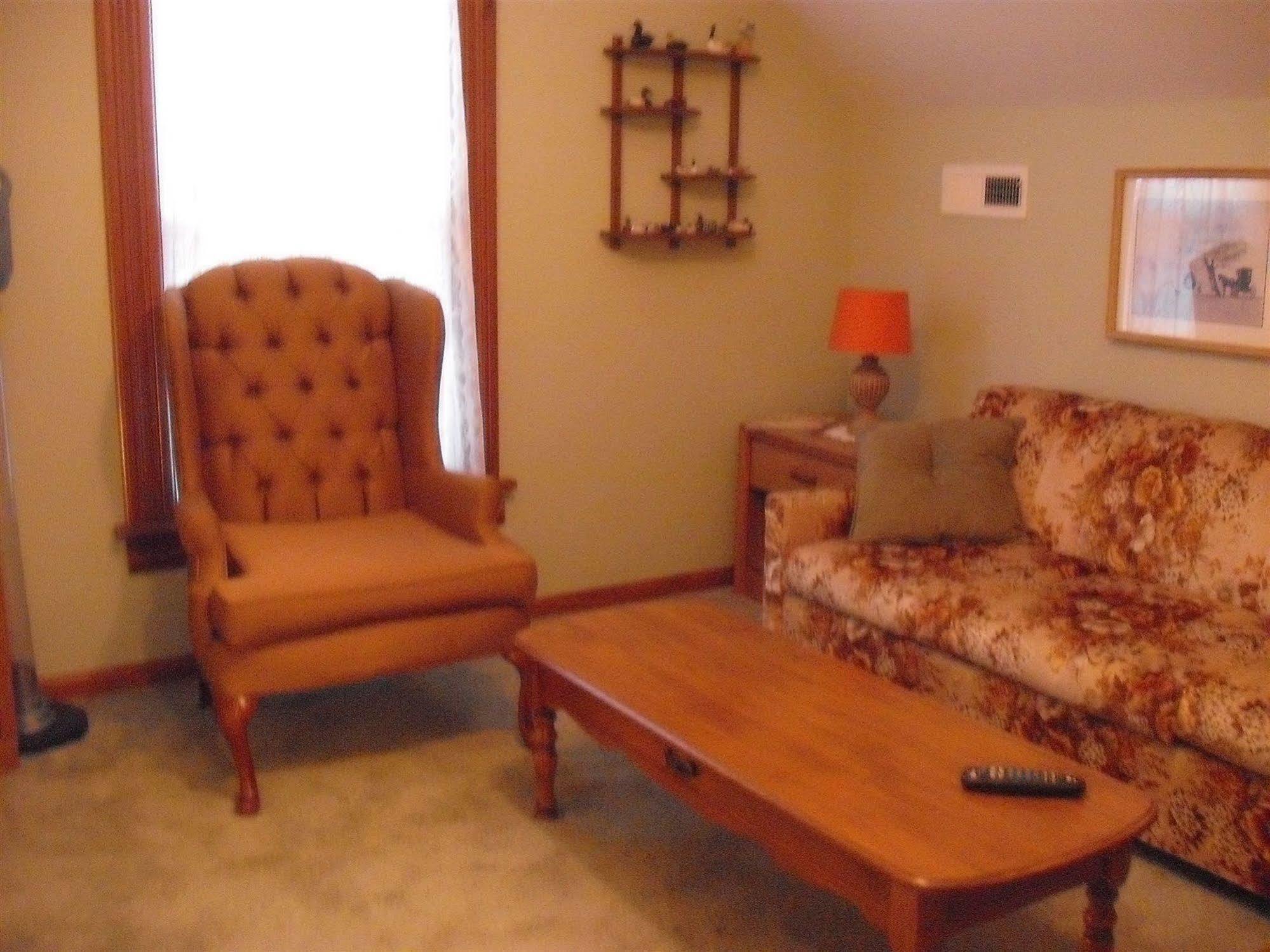 The Pryor House Hotel Shelby Екстериор снимка