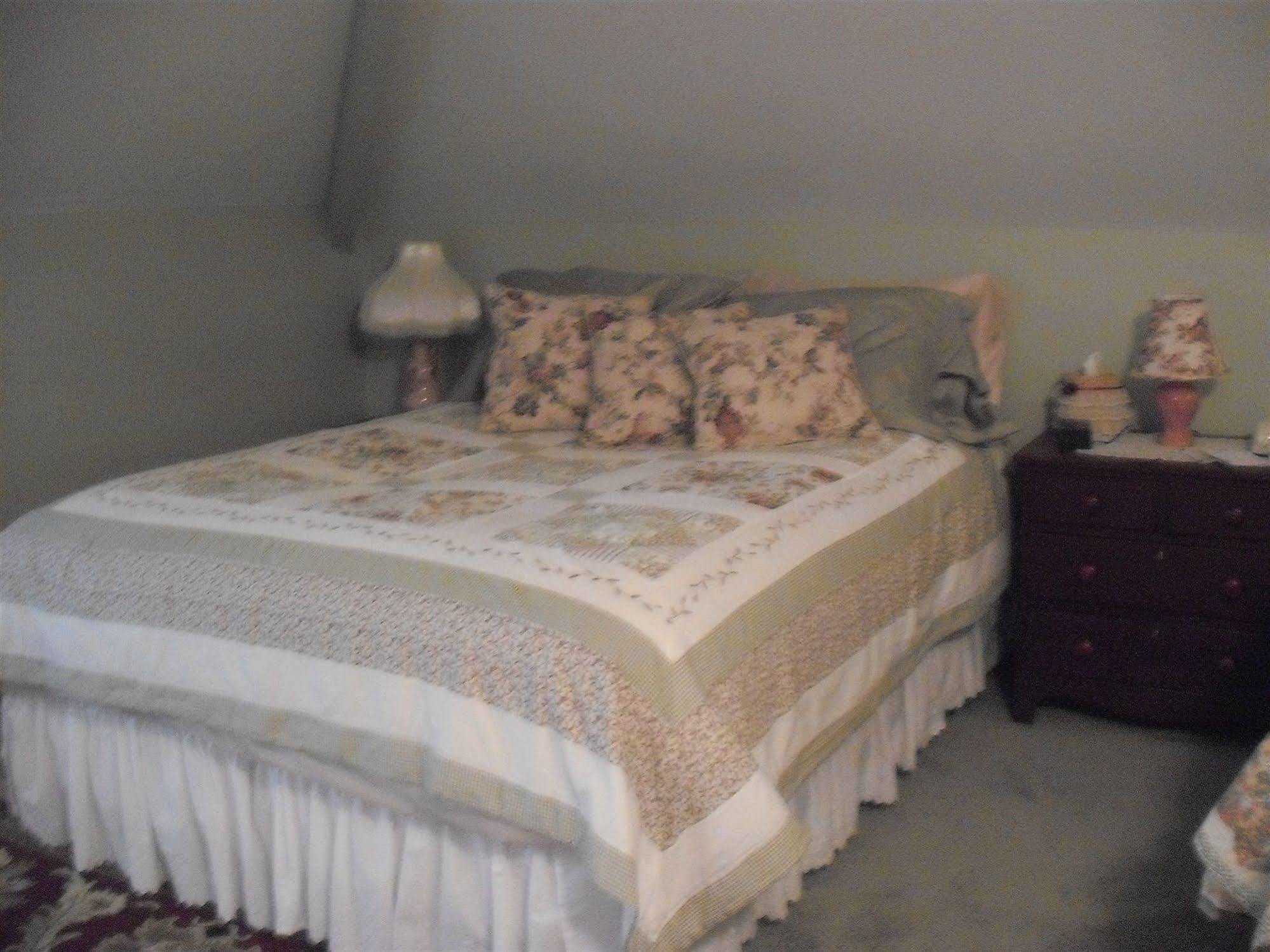 The Pryor House Hotel Shelby Екстериор снимка